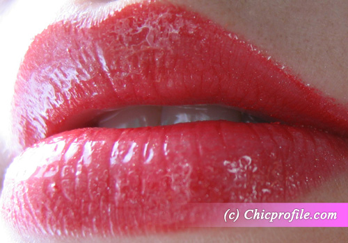 Max Factor Radiant Red Glossy Top Coat 1 Review: Max Factor Lipfinity Colour & Gloss in Radiant Red   Photos + Swatches