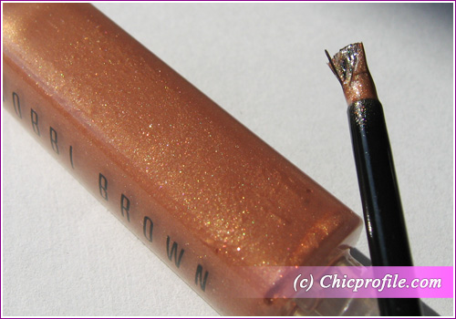 Bobbi-Brown-Shimmer-Lip-Gloss-Coral-Sand-brush-applicator Bobbi Brown Shimmer Lip Gloss Coral Sand brush applicator Bobbi Brown Shimmer Lip Gloss in Coral Sand Review, Photos, Swatches, Lip Swatches