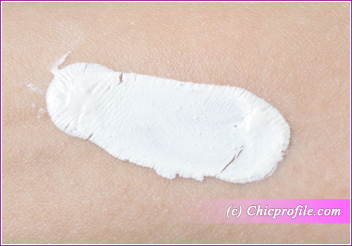 Clinique-anti-blemish-solutions-oil-control-cleansing-mask-5min-swatch Clinique anti blemish solutions oil control cleansing mask 5min swatch Clinique Anti Blemish Solutions Oil Control Cleansing Mask Review, Photos, Swatches