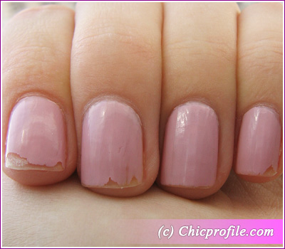 Essie-Neo-Whimsical-nail-polish-chipped Essie Neo Whimsical nail polish chipped Essie Neo Whimsical Nail Polish from The Art of Spring 2010 Collection Review + Swatches