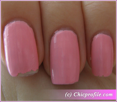 Essie-Van-D'go-nail-polish-swatch-chip-resistant Essie Van Dgo nail polish swatch chip resistant Essie Van DGo Nail Polish from The Art of Spring 2010 Collection Review + Swatches