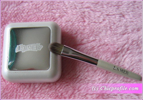 La-Mer-Radiant-Concealer-SPF25-brush La Mer Radiant Concealer SPF25 brush1 La Mer Radiant Concealer SPF 25 Review + Photos