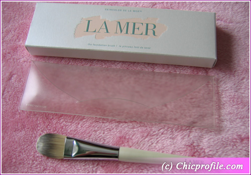 La Mer Skincolor Foundation Brush Preview: La Mer Foundation Brush + Photos
