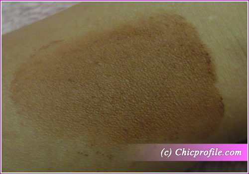 Smashbox Naked Beauty Summer 2010 Halo Hidrating Perfecting Bronzer swatch powder blended Smashbox Naked Beauty Collection for Summer 2010   Preview, Photos, Swatches