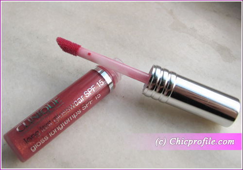 Clinique Long Last Glosswear SPF15 Bonfire applicator Clinique Long Last Glosswear SPF 15 in Bonfire   Review, Photos, Lip Swatches