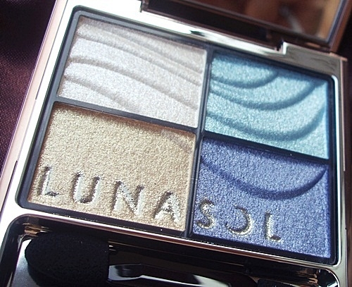 Lunasol-2010-summer-blue-eyeshadow-palette-close-up Lunasol 2010 summer blue eyeshadow palette close up Lunasol Makeup Collection for Summer 2010 Photos + Swatches
