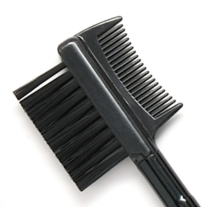 Rouge-Bunny-Rouge-2010-brow-brush-007 Rouge Bunny Rouge 2010 brow brush 007 Master of Beauty Tools:Rouge Bunny Rouge New Brushes for 2010