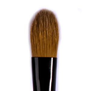 Rouge-Bunny-Rouge-2010-concealer-brush-004 Rouge Bunny Rouge 2010 concealer brush 004 Master of Beauty Tools:Rouge Bunny Rouge New Brushes for 2010