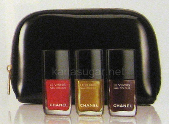 Chanel Holiday 2010 Le Vernis trio gift set Chanel Holiday 2010 Gift Sets