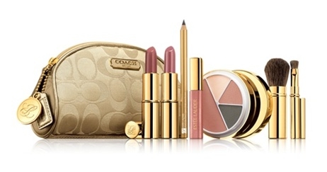 Estee Lauder Holiday 2010 makeup gift set 3 Estee Lauder Holiday 2010 Makeup Gift Sets