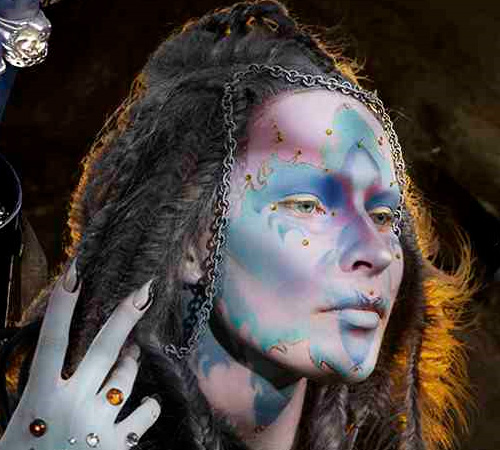 Illamasqua-Art-Of-Darkness-winter-2010-Mistress-of-Ceremonies-makeup-look Illamasqua Art Of Darkness winter 2010 Mistress of Ceremonies makeup look Illamasqua Art of Darkness Makeup Collection for Fall Winter 2010 Exclusive Promo Photos, Products Photos, Swatches & Information