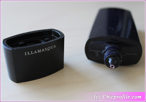 Illamasqua summer 2010 glam cream open Illamasqua Glam Cream in Flex from Body Electrics Summer 2010 Collection   Review, Photos, Swatches