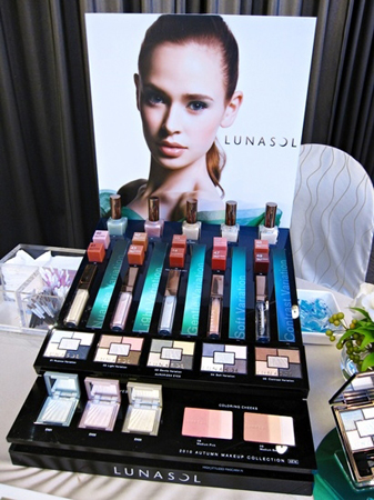 Lunasol fall 2010 makeup collection products  Lunasol Makeup Collection for Fall 2010   Photos & Swatches