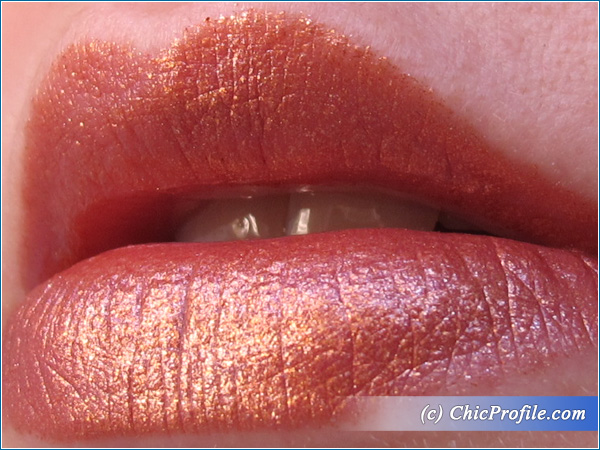 Senna-Beautiful-Bronze-Lipstick-Lip-Swatch