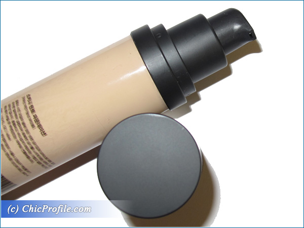 Mustaev-Skinny-Tint-Foundation-Review-3