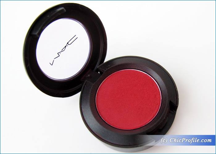 red mac eyeshadow