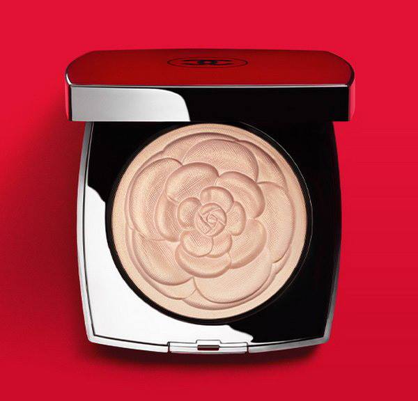 Chanel Camelia de Chanel Illuminating Powder - Beauty Trends and Latest  Makeup Collections