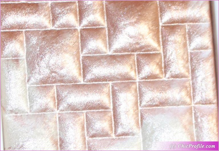 Bobbi Brown Pink Glow Mini Highlighting Powder Review, Swatches, Photos ...