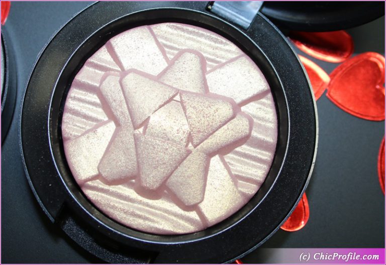 MAC Whisper of Gilt and Beaming Blush Extra Dimension Highlighter