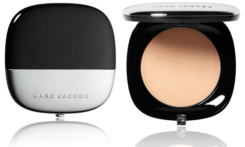 marc jacobs instant blurring powder muse