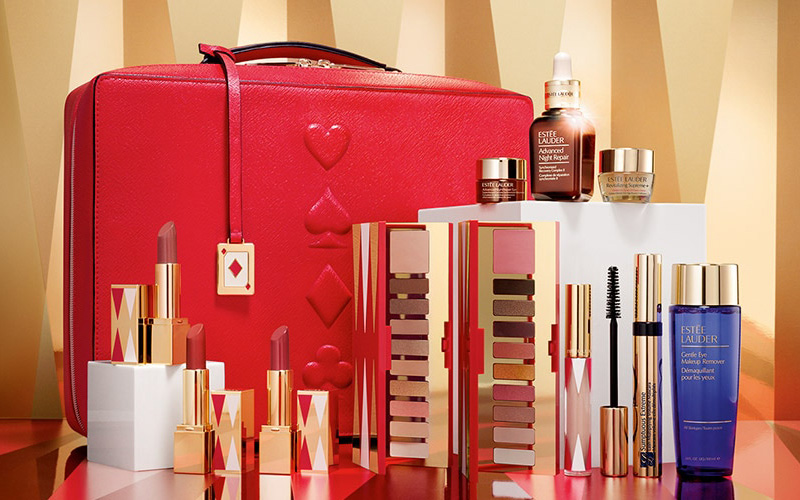 2020 estee lauder christmas makeup sets Estee Lauder Holiday 2019 Blockbuster Beauty Trends And Latest Makeup Collections Chic Profile 2020 estee lauder christmas makeup sets