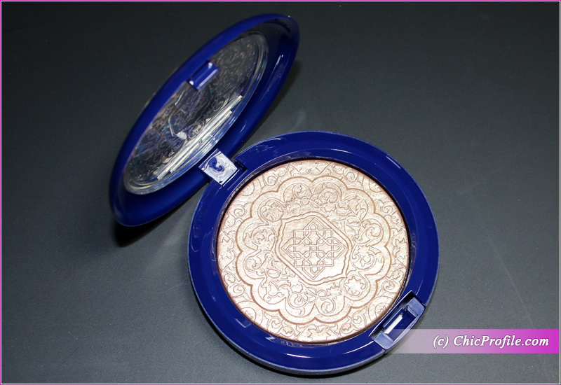 MAC Whisper of Gilt Extra Dimension Skinfinish 