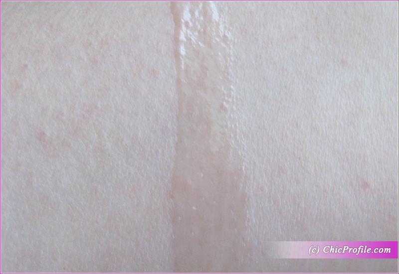 Huda Beauty Silk Balm swatch