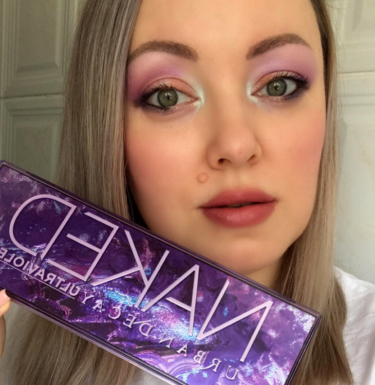 Urban-Decay-Naked-Ultra-Violet-Eyeshadow-Palette-Review-Makeup-Look-2
