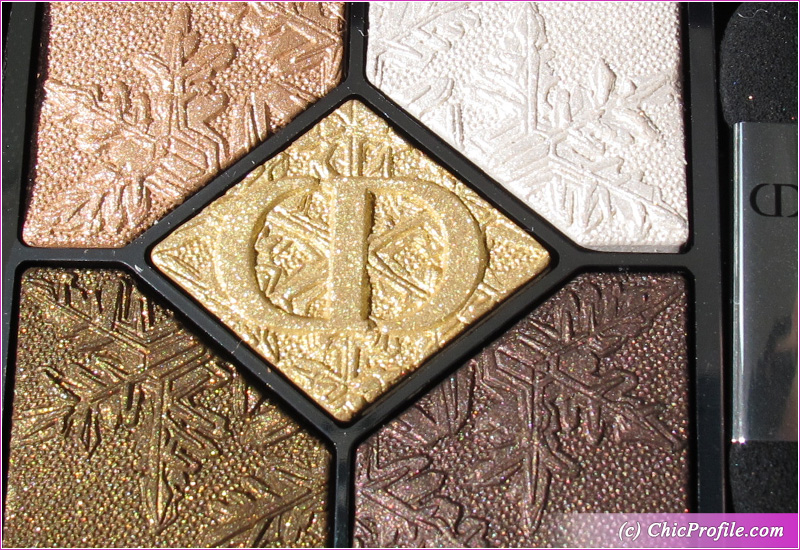 Dior Golden Nights (549) Golden Snow Eyeshadow Palette Close Up