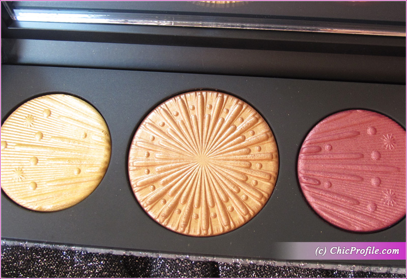 MAC Flashing Ice Extra Dimension Skinfinish Trio (Gold) Close Up