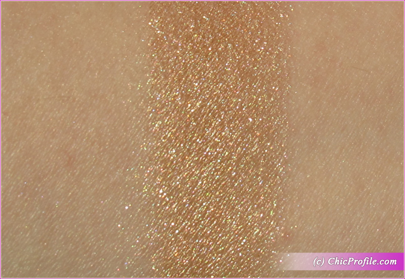 Natasha Denona I Need a Nude Glow Highlighter Swatch in sunlight