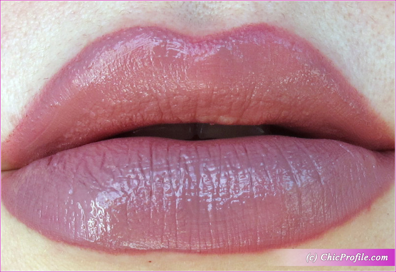 SUQQU Comfort Lip Fluid Fog 103 Lip Swatch