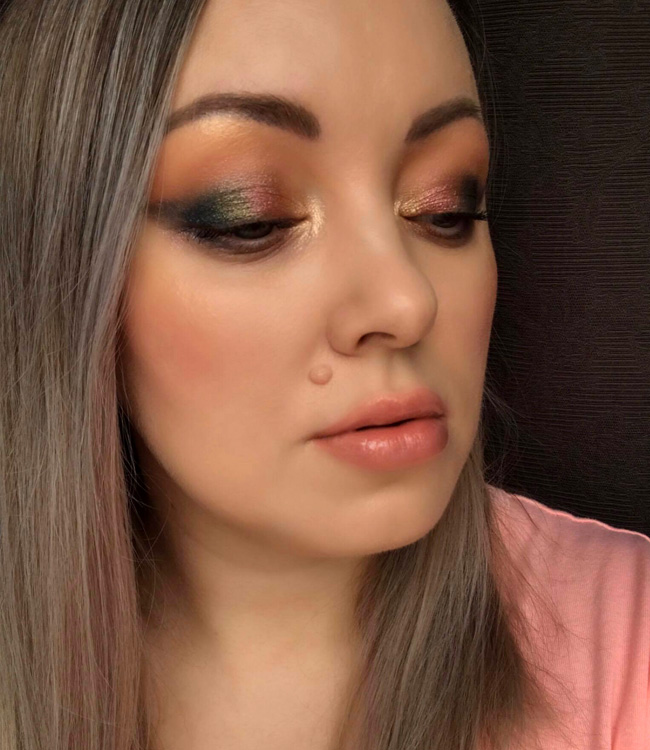 Chantecaille Coral Radiance Chic Cheek and Highlighter Duo Makeup Look