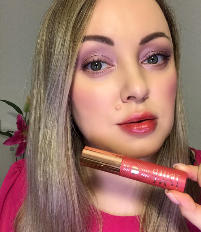 Charlotte Tilbury Tinted Love Bohemian Kiss Lip & Cheek Tint Makeup Look