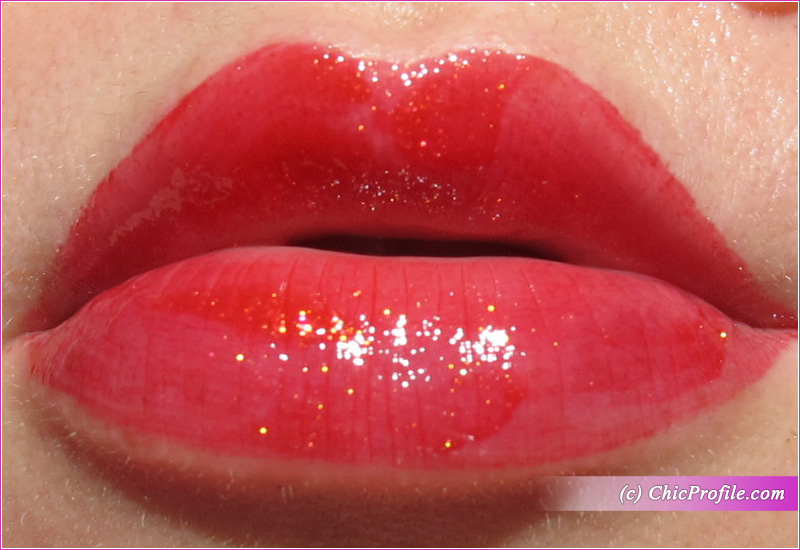 Dolce & Gabbana Jewel Red Royal Gloss Shine Lip Plumper Lip Swatch