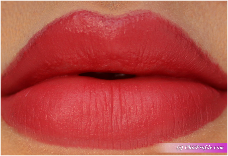 L'Absolu Rouge Intimatte (282) Very French Lip Swatch