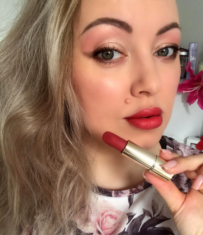 L'Absolu Rouge Intimatte (282) Very French Lip Swatch Makeup Look