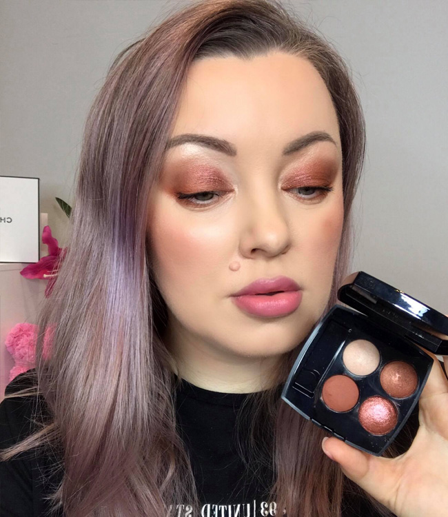 Chanel Bouquet Ambre (372) Les 4 Ombres Multi-Effect Quadra Eyeshadow  Review, Live Swatches, Makeup Look - Beauty Trends and Latest Makeup  Collections