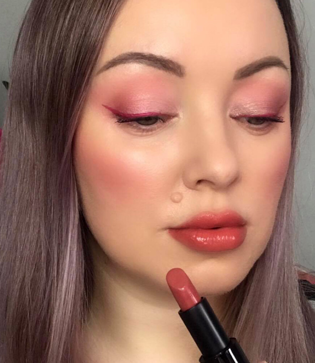 Hermes Rose Epice Satin Lipstick Makeup Look