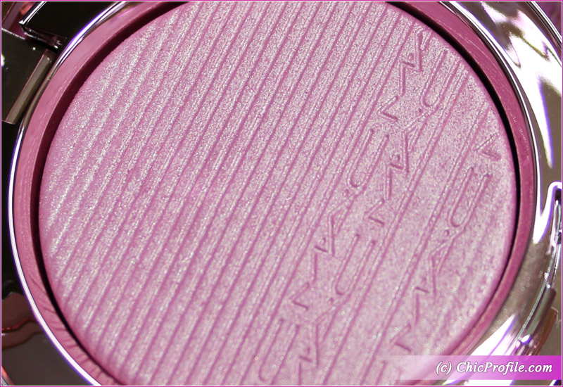 MAC Dilly-Dolly Extra Dimension Blush details